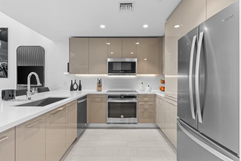 Купить кондоминиум в Санрайз, Флорида 5 комнат, 131.92м2, № 2085214 - фото 9