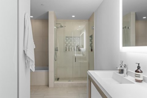 Купить кондоминиум в Санрайз, Флорида 5 комнат, 131.92м2, № 2085214 - фото 16