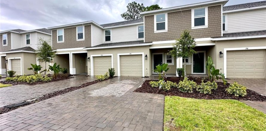 Adosado en Edgewater, Florida 3 dormitorios, 144.28 m2 № 1914583