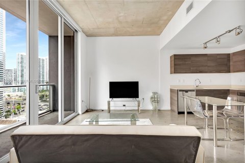 Apartment in Miami, Florida 1 bedroom, 48.87 sq.m. № 2264857 - photo 2