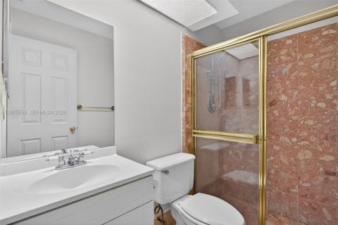 Villa ou maison à vendre à Tamarac, Floride: 2 chambres, 100.33 m2 № 2042071 - photo 19