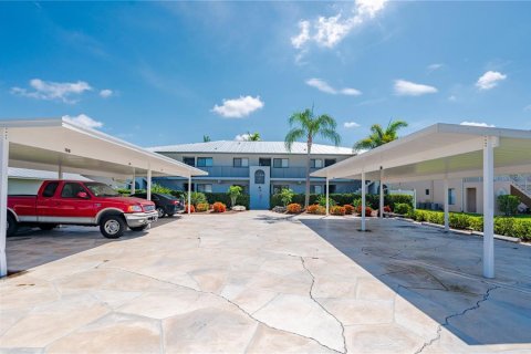 Condominio en venta en Punta Gorda, Florida, 2 dormitorios, 95.04 m2 № 2156109 - foto 5