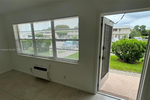 Condominio en venta en West Palm Beach, Florida, 1 dormitorio, 51.84 m2 № 1269303 - foto 7