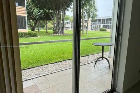 Condominio en venta en West Palm Beach, Florida, 1 dormitorio, 51.84 m2 № 1269303 - foto 12