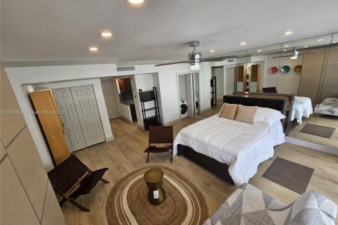 Copropriété à louer à Miami, Floride: 44.59 m2 № 1948829 - photo 5