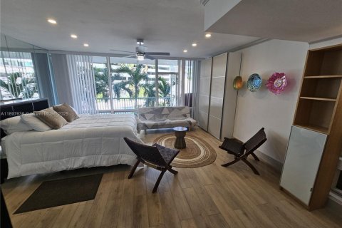 Copropriété à louer à Miami, Floride: 44.59 m2 № 1948829 - photo 10