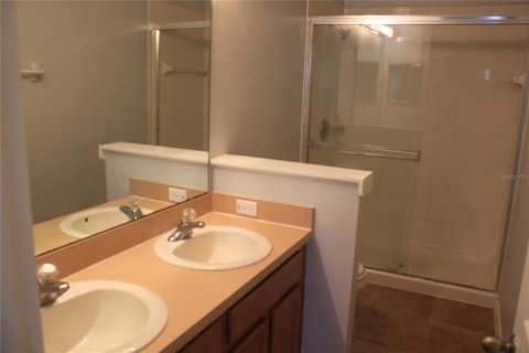 Townhouse in Orlando, Florida 3 bedrooms, 138.89 sq.m. № 2238585 - photo 8