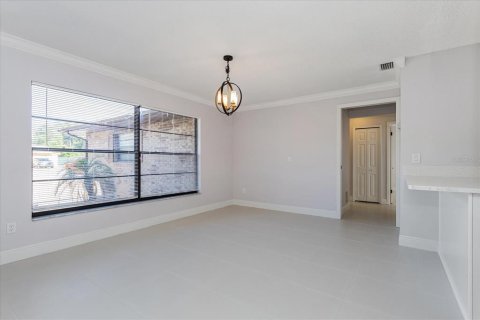 Villa ou maison à louer à Deltona, Floride: 3 chambres, 152.27 m2 № 1911775 - photo 8