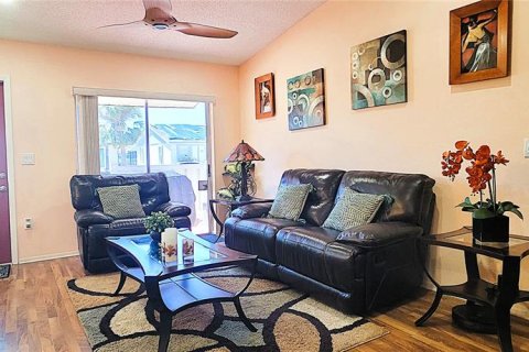 Villa ou maison à vendre à Bradenton, Floride: 2 chambres, 97.55 m2 № 1630620 - photo 7