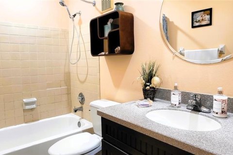 Villa ou maison à vendre à Bradenton, Floride: 2 chambres, 97.55 m2 № 1630620 - photo 18