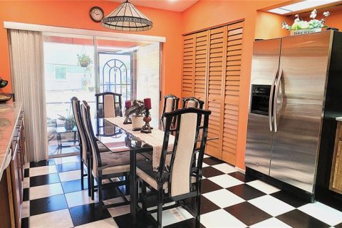 Villa ou maison à vendre à Bradenton, Floride: 2 chambres, 97.55 m2 № 1630620 - photo 23