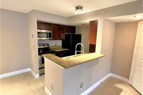 Condominio en venta en Orlando, Florida, 2 dormitorios, 91.79 m2 № 1775032 - foto 4