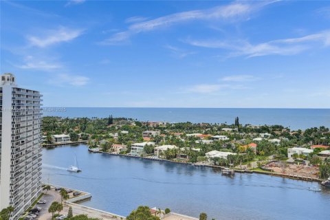 Condo in Aventura, Florida, 2 bedrooms  № 1896811 - photo 7