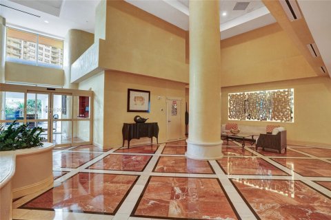 Condo in Aventura, Florida, 2 bedrooms  № 1896811 - photo 3