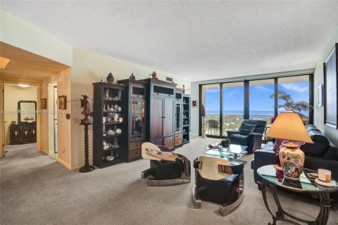 Condo in Aventura, Florida, 2 bedrooms  № 1896811 - photo 9