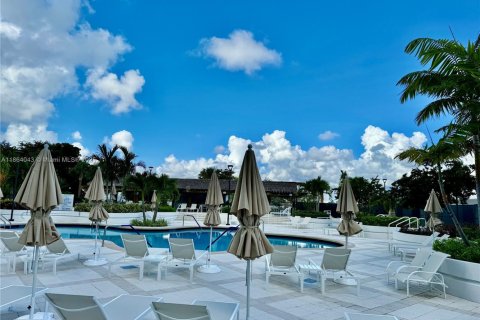 Condo in Aventura, Florida, 2 bedrooms  № 1896811 - photo 28