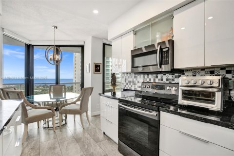 Condo in Aventura, Florida, 2 bedrooms  № 1896811 - photo 6