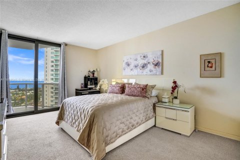 Condo in Aventura, Florida, 2 bedrooms  № 1896811 - photo 23