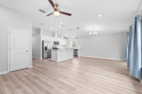 Villa ou maison à louer à Seffner, Floride: 4 chambres, 158.03 m2 № 2414970 - photo 29