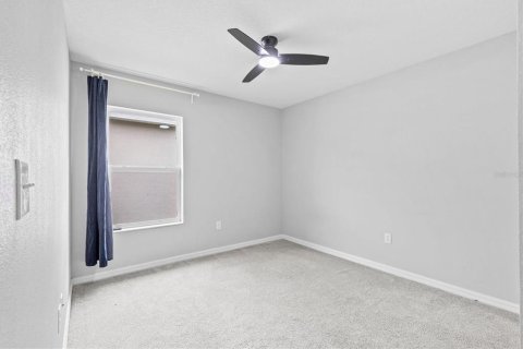 Villa ou maison à louer à Seffner, Floride: 4 chambres, 158.03 m2 № 2414970 - photo 14