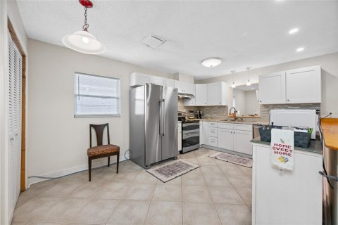 Villa ou maison à vendre à Pinellas Park, Floride: 3 chambres, 129.23 m2 № 2095796 - photo 16