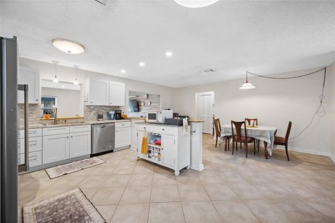 Villa ou maison à vendre à Pinellas Park, Floride: 3 chambres, 129.23 m2 № 2095796 - photo 17