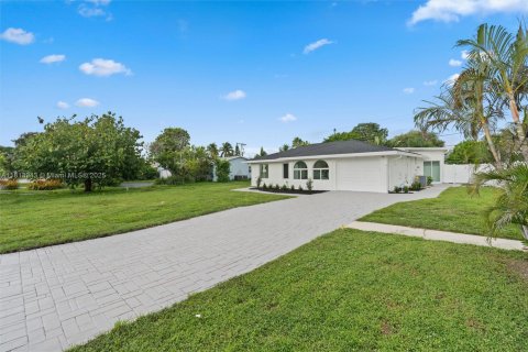 House in Delray Beach, Florida 4 bedrooms, 151.15 sq.m. № 1763076 - photo 25