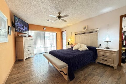 Villa ou maison à vendre à Spring Hill, Floride: 4 chambres, 203.73 m2 № 2401126 - photo 11