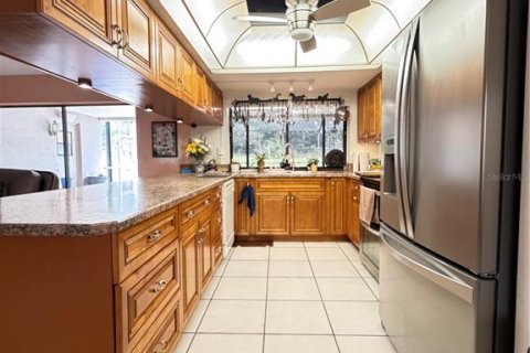 Villa ou maison à vendre à Spring Hill, Floride: 4 chambres, 203.73 m2 № 2401126 - photo 3