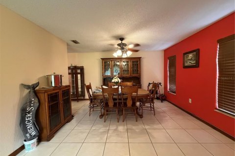 Villa ou maison à vendre à Spring Hill, Floride: 4 chambres, 203.73 m2 № 2401126 - photo 9