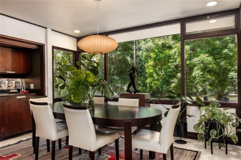 House in Gainesville, Florida 3 bedrooms, 206.8 sq.m. № 1786876 - photo 23