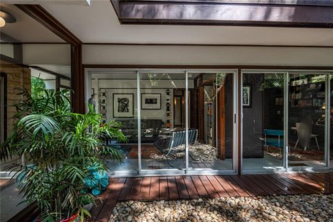 House in Gainesville, Florida 3 bedrooms, 206.8 sq.m. № 1786876 - photo 14