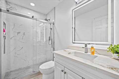 Townhouse in Riviera Beach, Florida 4 bedrooms, 152.82 sq.m. № 2383251 - photo 16