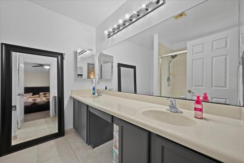 Townhouse in Riviera Beach, Florida 4 bedrooms, 152.82 sq.m. № 2383251 - photo 20