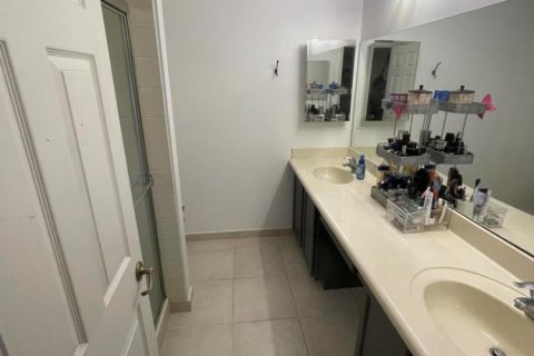 Townhouse in Riviera Beach, Florida 4 bedrooms, 152.82 sq.m. № 2383251 - photo 7