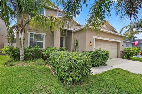 House in Ruskin, Florida 4 bedrooms, 236.53 sq.m. № 1884086 - photo 1
