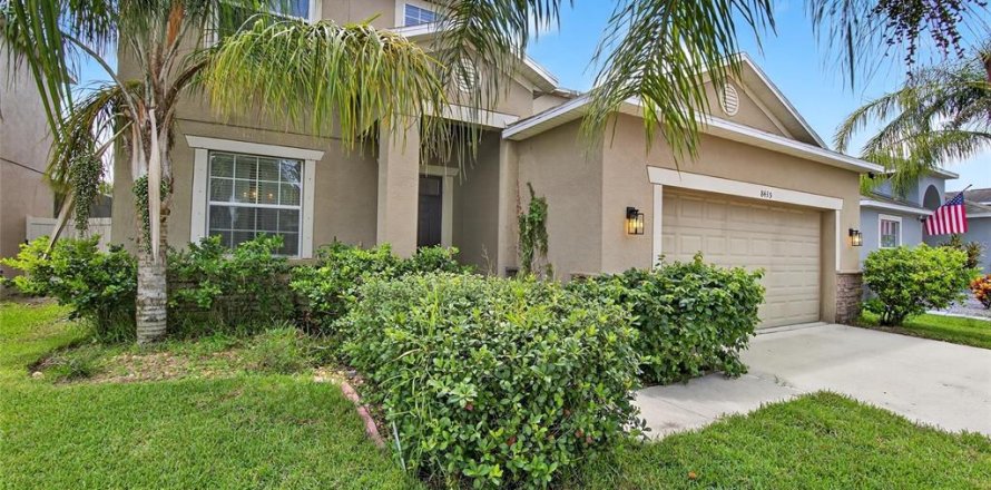 Villa ou maison à Ruskin, Floride 4 chambres, 236.53 m2 № 1884086