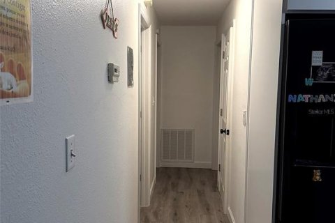 Villa ou maison à vendre à Lakeland, Floride: 3 chambres, 132.01 m2 № 2411673 - photo 5