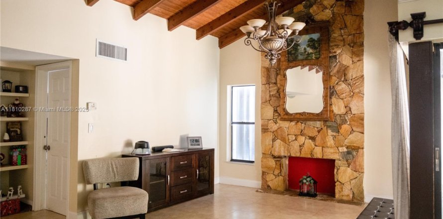 Casa en Miami, Florida 2 dormitorios, 108.97 m2 № 1958392