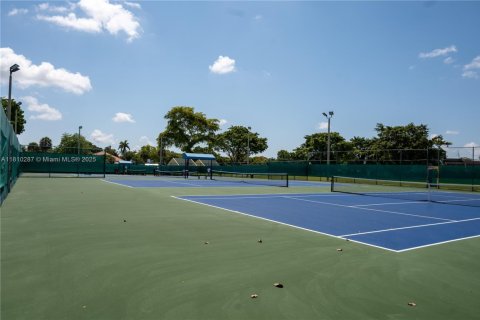 Casa en venta en Miami, Florida, 2 dormitorios, 108.97 m2 № 1958392 - foto 24