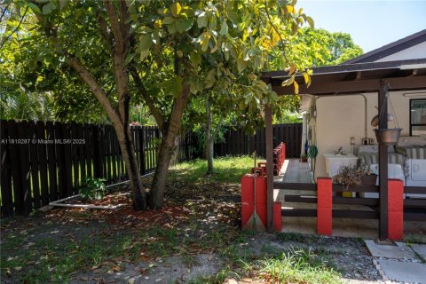 Casa en venta en Miami, Florida, 2 dormitorios, 108.97 m2 № 1958392 - foto 18
