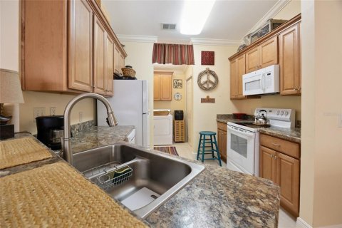 Casa en venta en The Villages, Florida, 2 dormitorios, 110.37 m2 № 1825135 - foto 9