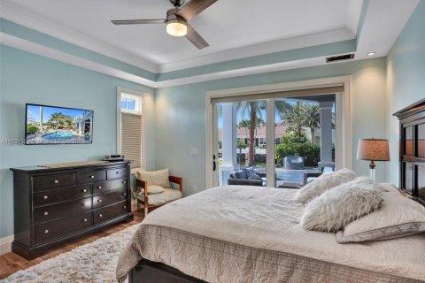 House in Lighthouse Point, Florida 4 bedrooms, 323.11 sq.m. № 1735909 - photo 19
