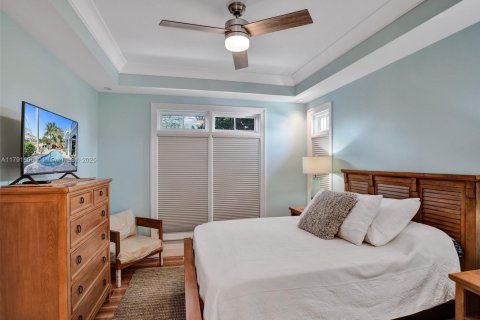 House in Lighthouse Point, Florida 4 bedrooms, 323.11 sq.m. № 1735909 - photo 27
