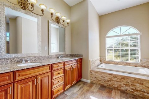 Villa ou maison à vendre à Parrish, Floride: 4 chambres, 323.76 m2 № 1297043 - photo 15