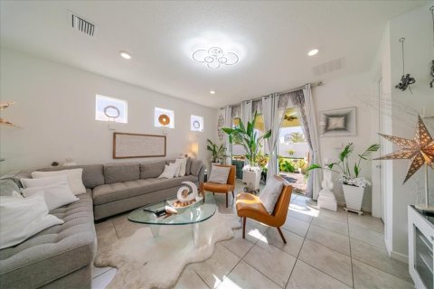 Villa ou maison à vendre à Kissimmee, Floride: 3 chambres, 144.83 m2 № 2222618 - photo 20
