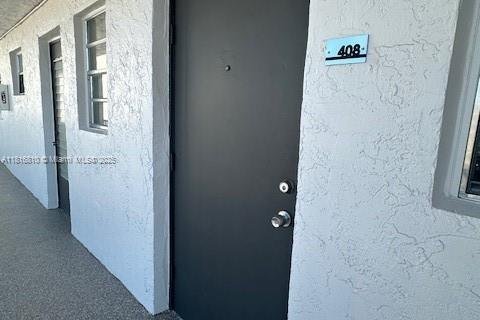 Condo in Miami, Florida, 2 bedrooms  № 1774273 - photo 4