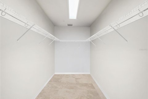 Condo in Orlando, Florida, 2 bedrooms  № 2353222 - photo 28
