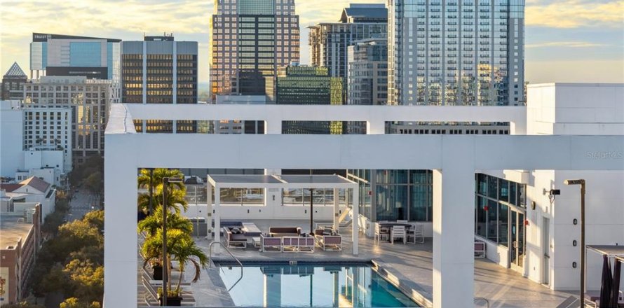 Condo in Orlando, Florida, 2 bedrooms  № 2353222