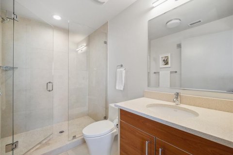 Condo in Orlando, Florida, 2 bedrooms  № 2353222 - photo 27